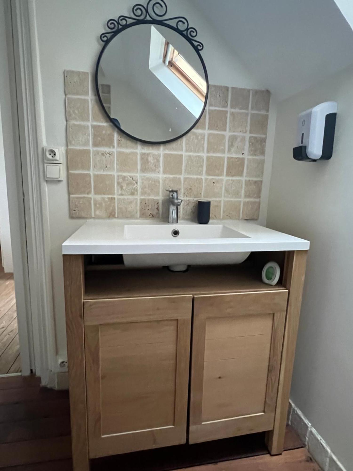 Appartement 3 Pieces Bord De Mer Place Du 6 Juin ارومانش لي بان المظهر الخارجي الصورة